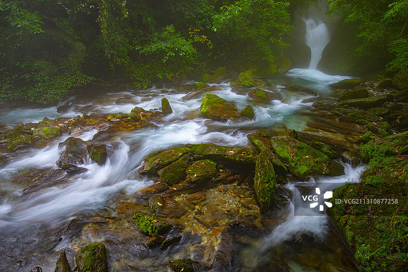 神农架香溪源溪流风光图片素材