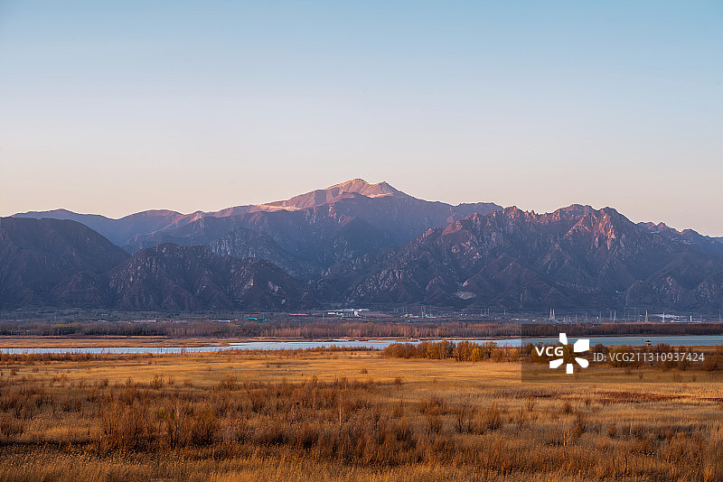 远眺小海坨图片素材