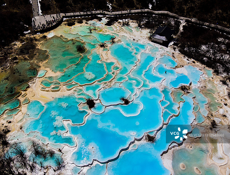 黄龙五彩池图片素材