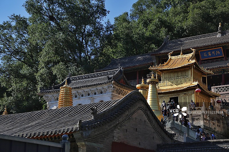 佛教圣地五台山-显通寺图片素材