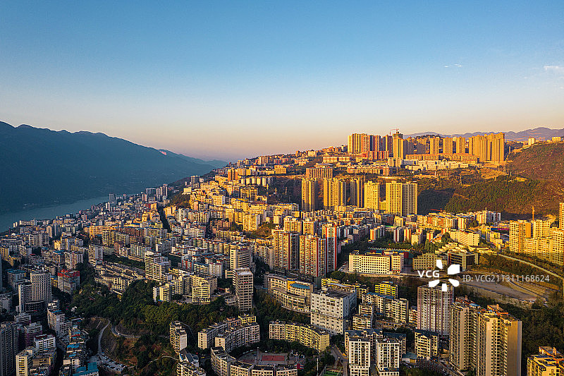 航拍重庆巫山县晨曦图片素材