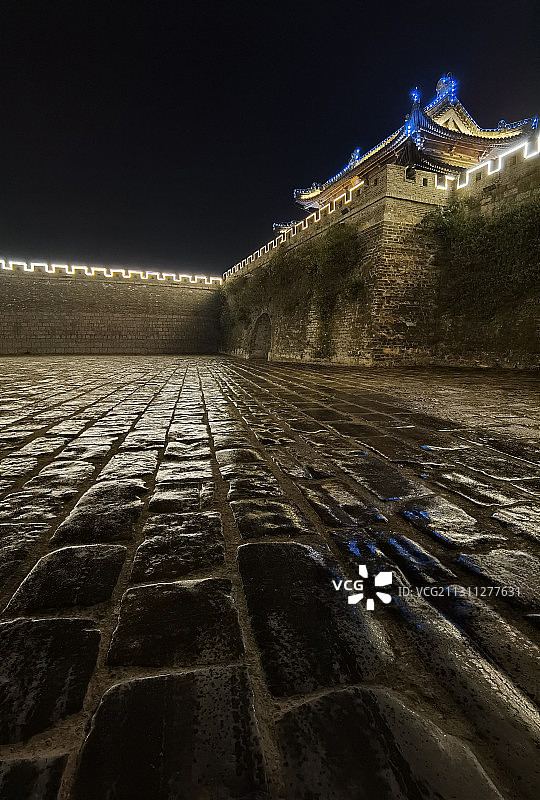 安徽淮南市寿县古城墙夜景图片素材