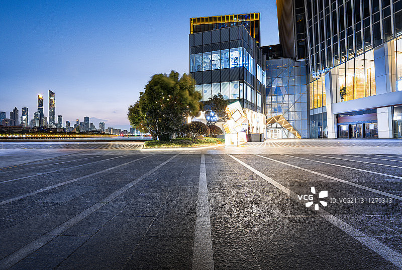 夜景城市和城市广场图片素材