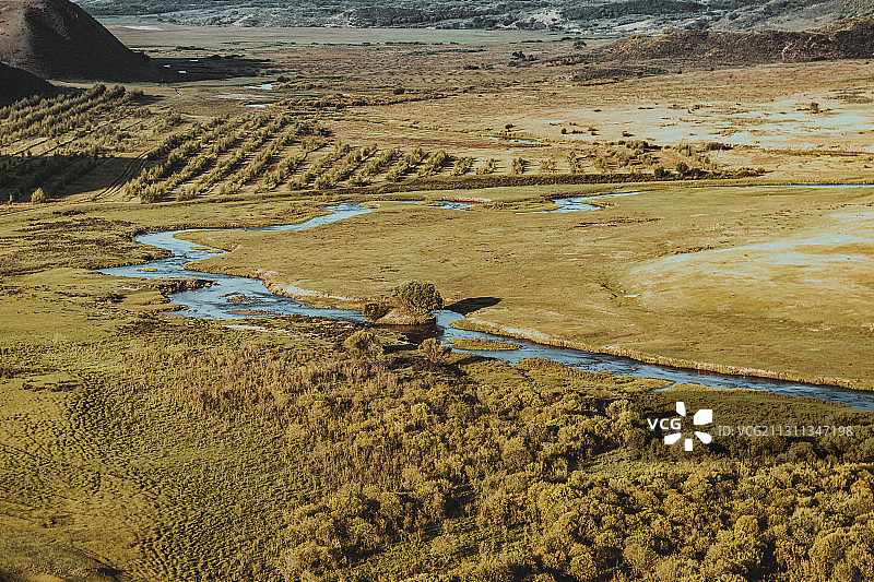 草原河.jpg图片素材