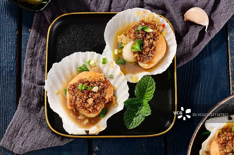 蒜蓉蒸扇贝图片素材