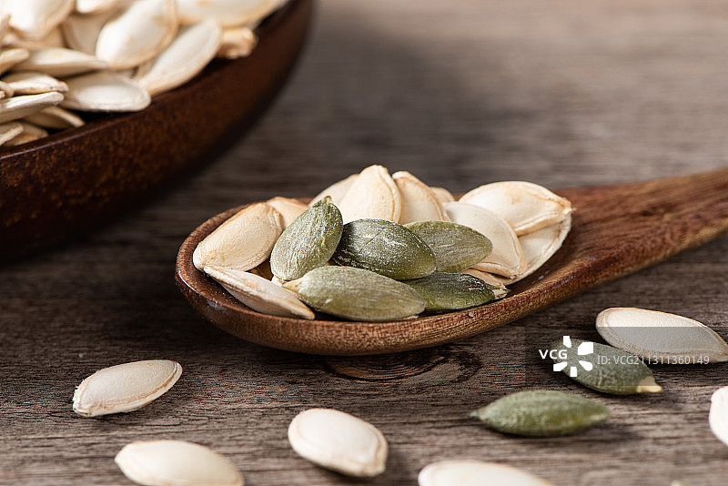 休闲零食南瓜子瓜子仁特写图片素材