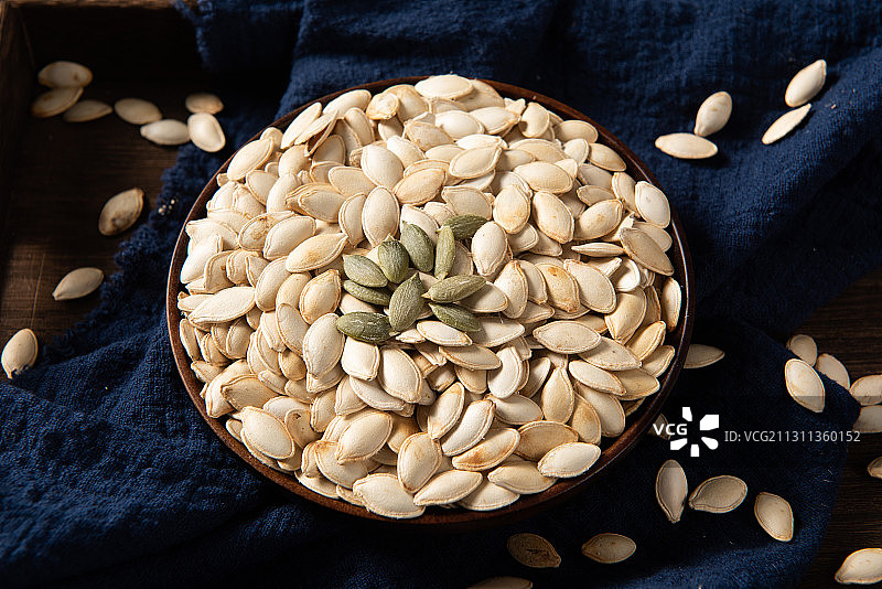 休闲零食南瓜子瓜子仁特写图片素材