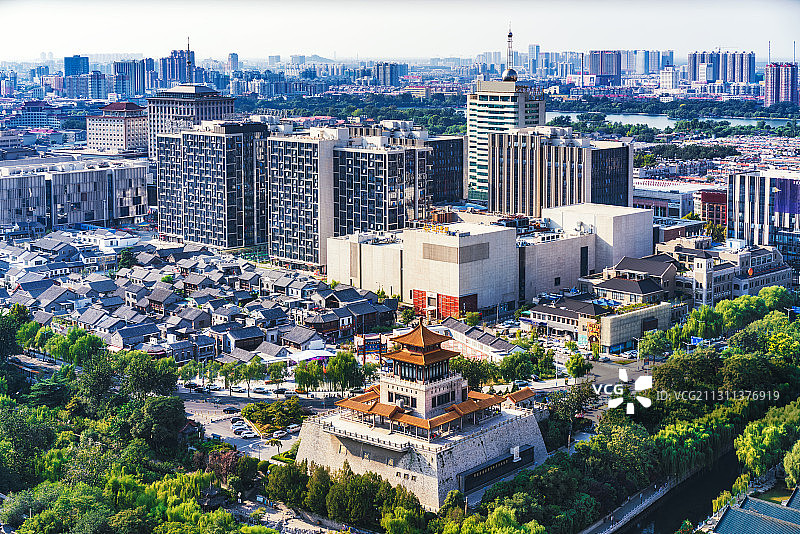 山东济南世茂宽厚里解放阁图片素材