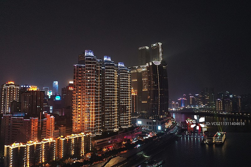 重庆来福士夜景图片素材