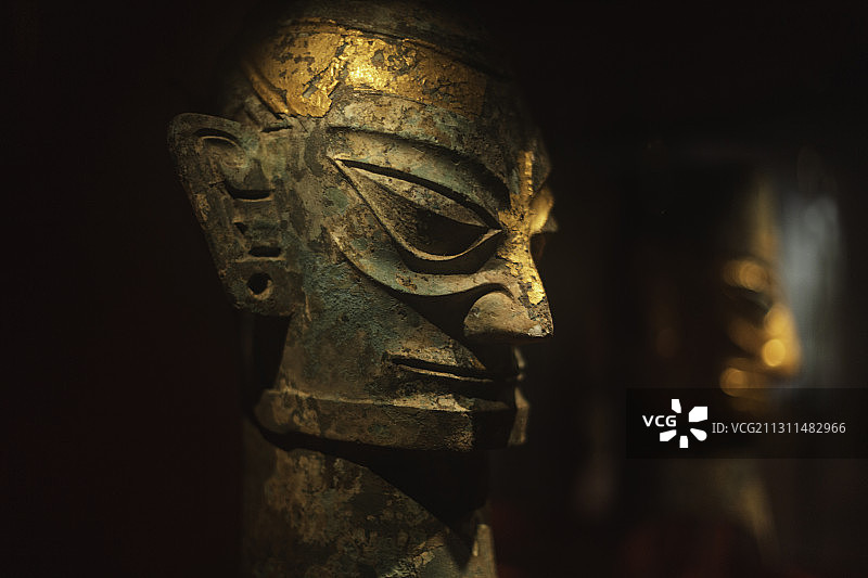 黄金面具青铜人图片素材