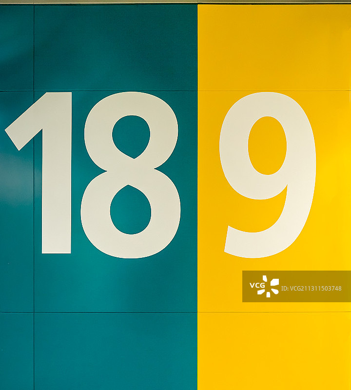 成都市轨道交通地铁8号线9号线新线路站内建筑局部设计图片素材