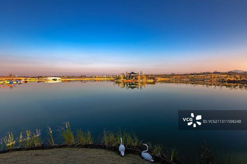 冬日阳光+茅山（江苏句容）图片素材
