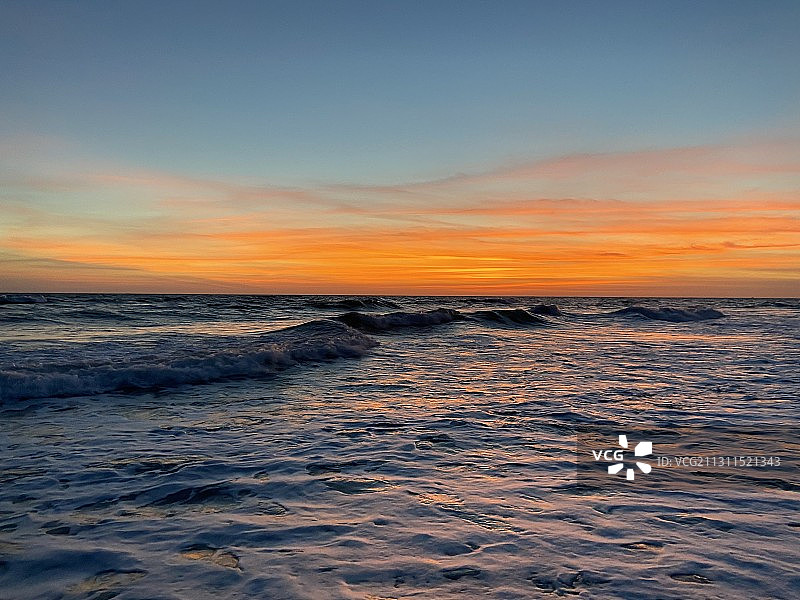 不一样的海图片素材