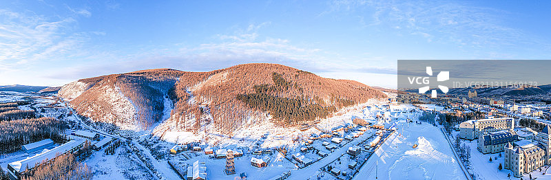 航拍阿尔山市晨光。图片素材