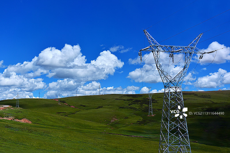 西藏昌都芒康如美镇拉乌山风景图片素材