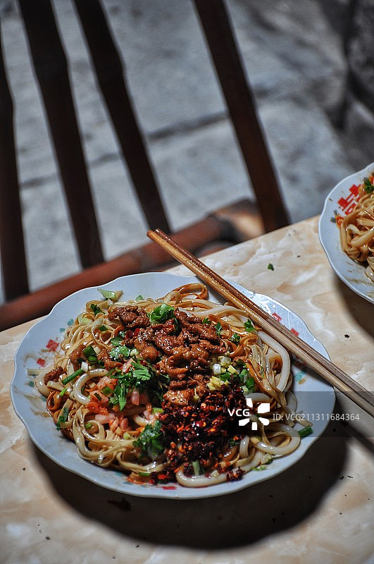 湖南怀化洪江古建筑群的美食 肉燥粉面图片素材