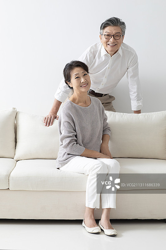 开心的老年夫妇图片素材