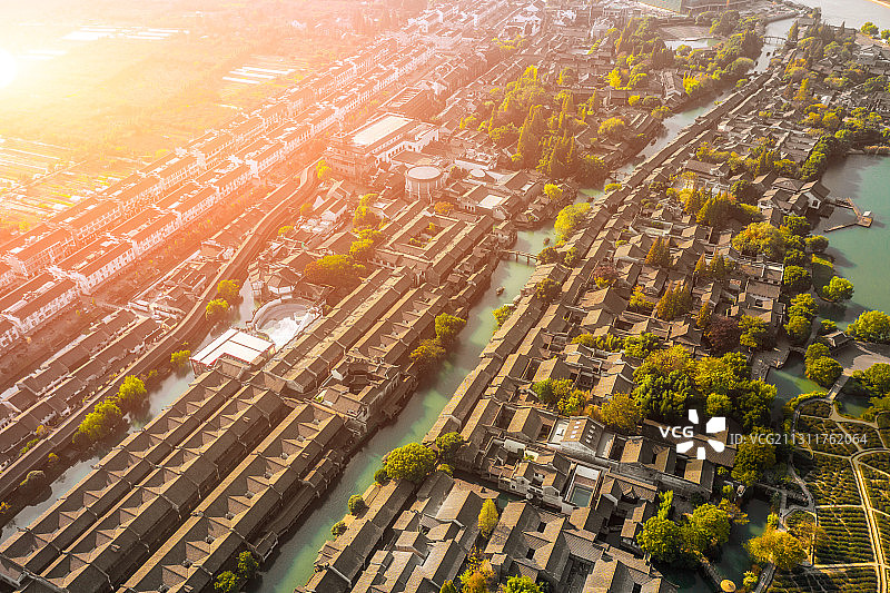 航拍视角下的江南风景图片素材