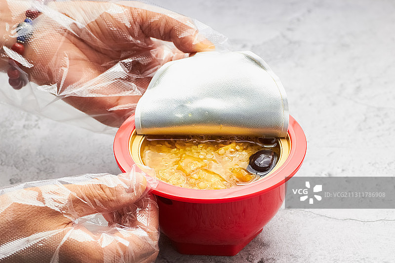 便携式 一拉加热 鱼胶粥图片素材