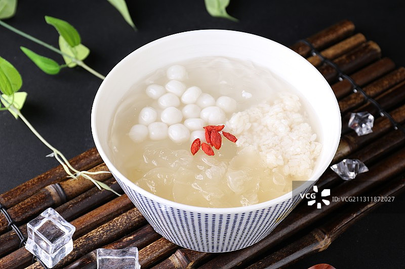 银耳醪糟图片素材