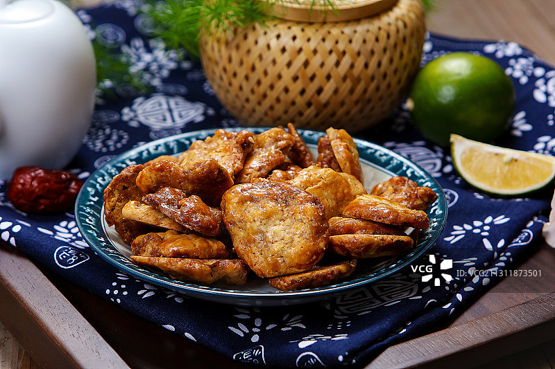 广东特产鸡仔饼图片素材