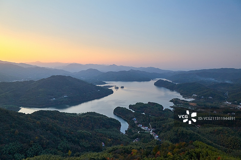 屋脊山 佛子岭水库图片素材