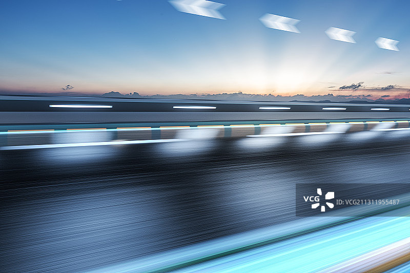 三维渲染的有光带的未来高速公路图片素材