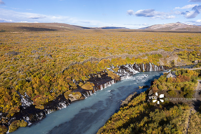 冰岛的河流与自然风光图片素材