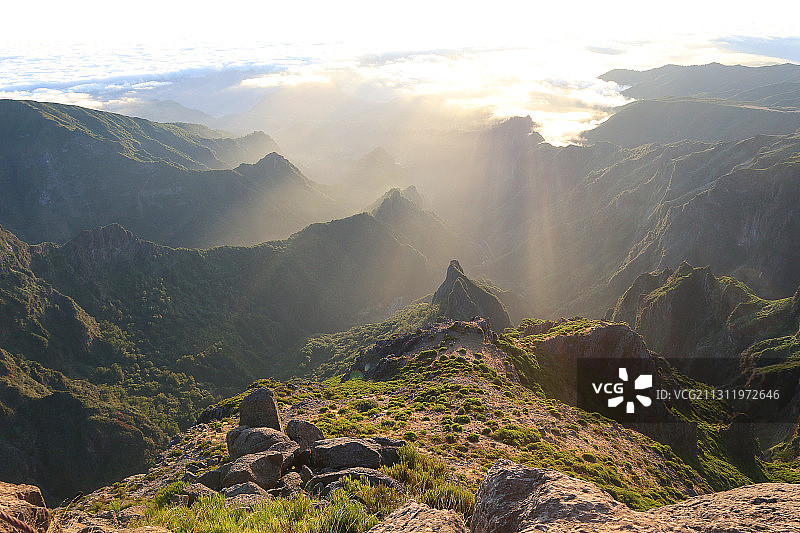 葡萄牙卢伊沃峰的壮丽山景图片素材