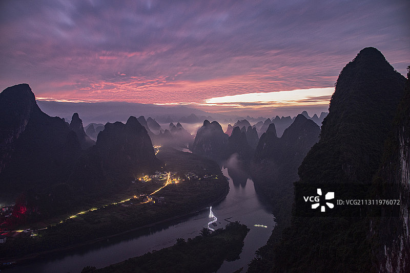 中国桂林漓江日落景色全景图图片素材