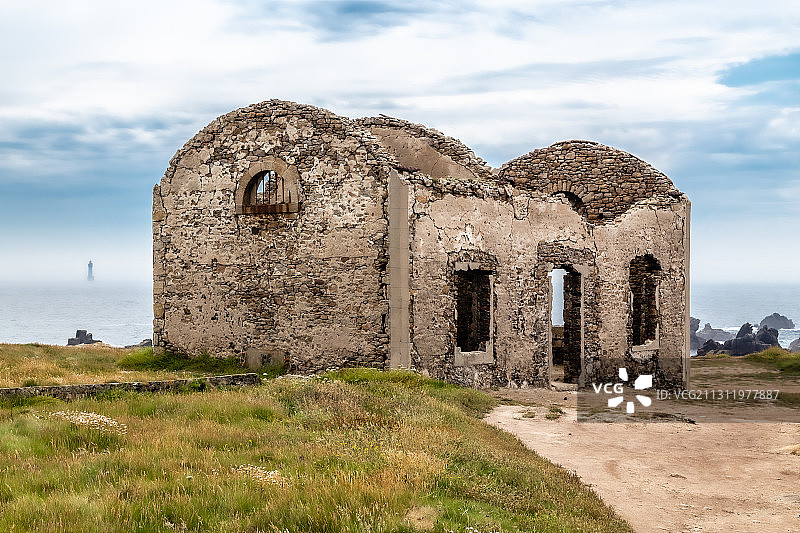 法国乌埃桑岛的古遗址景观图片素材