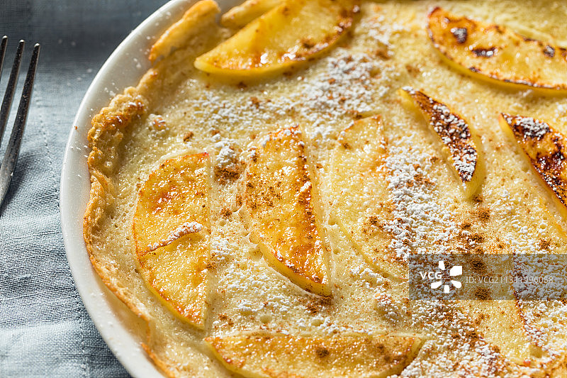 盘中甜派特写图片素材