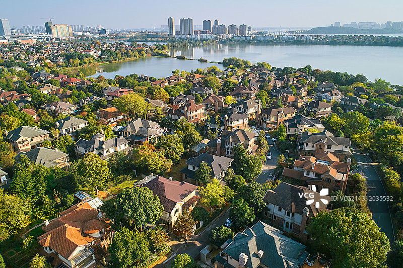 航拍低密度生态社区图片素材