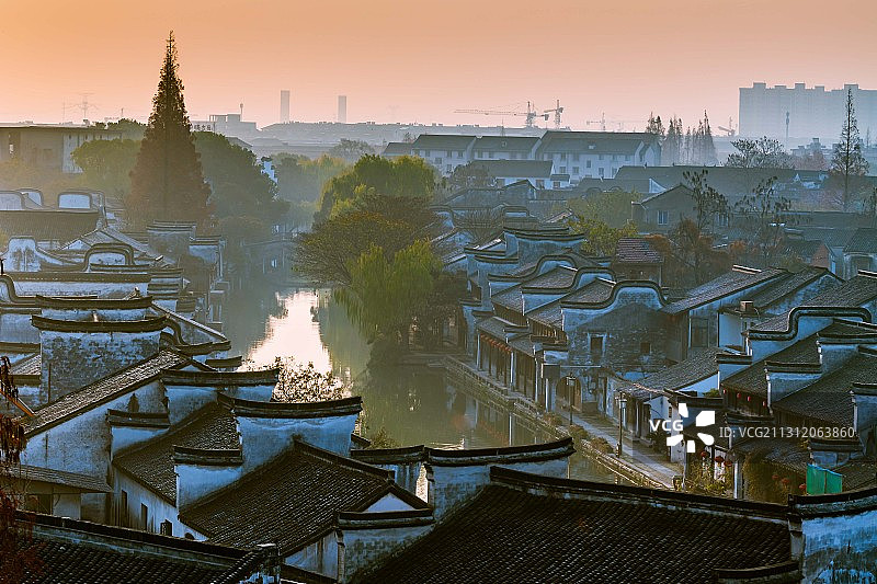 南浔古镇百间楼晨曦，浙江湖州图片素材