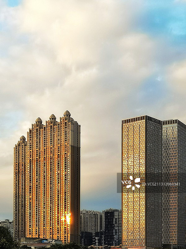 金色阳光图片素材