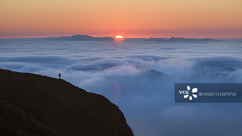 旭日初升图片素材