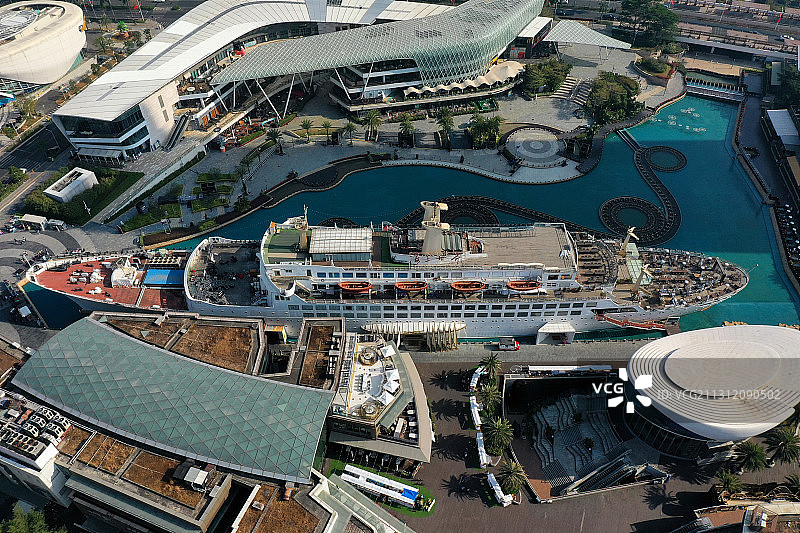 广东省深圳市南山区蛇口海上世界明华轮图片素材