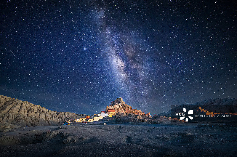 中国西藏阿里扎达古格王朝银河星系星空自然风光图片素材