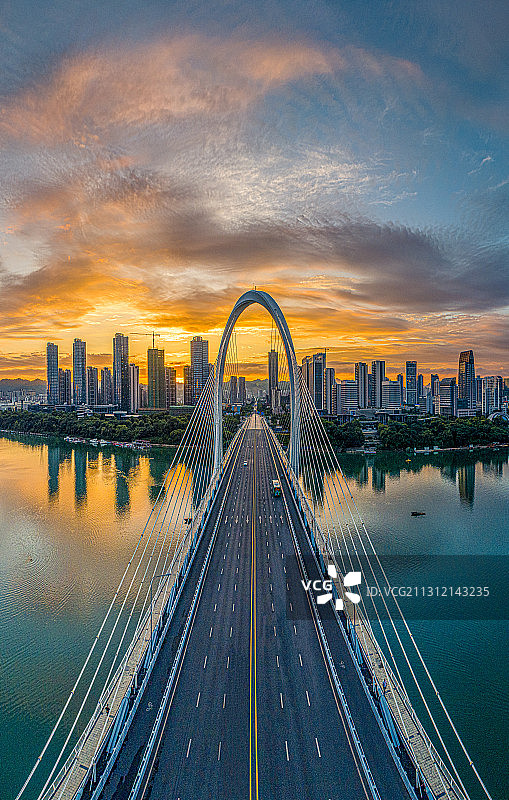 广西柳州市白沙大桥朝霞图片素材