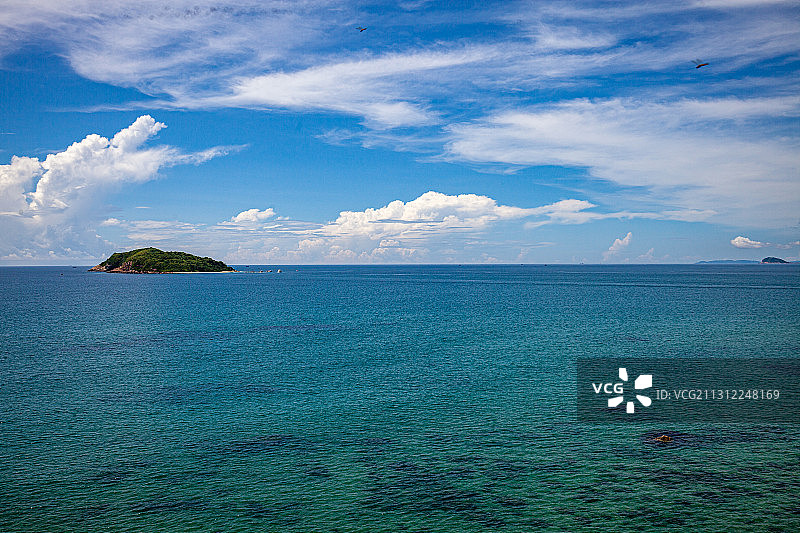 海南万宁石梅湾加井岛图片素材