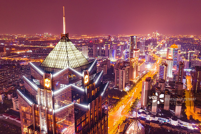 江苏省苏州高新区狮山区域夜景图片素材