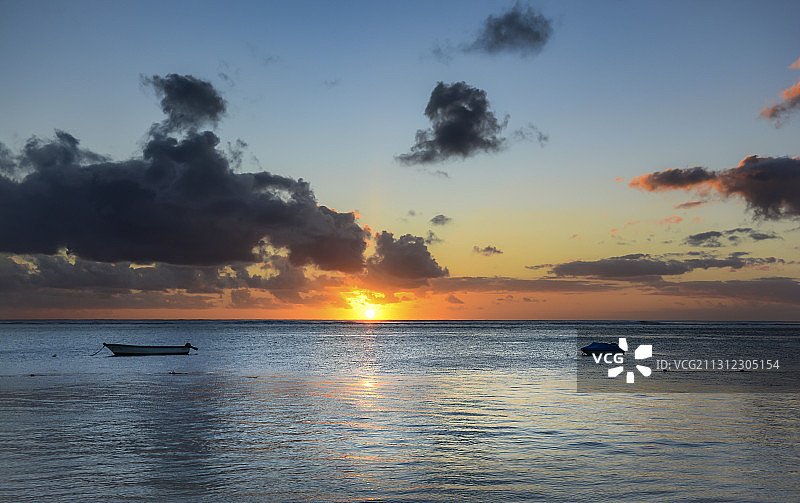 海上日出图片素材