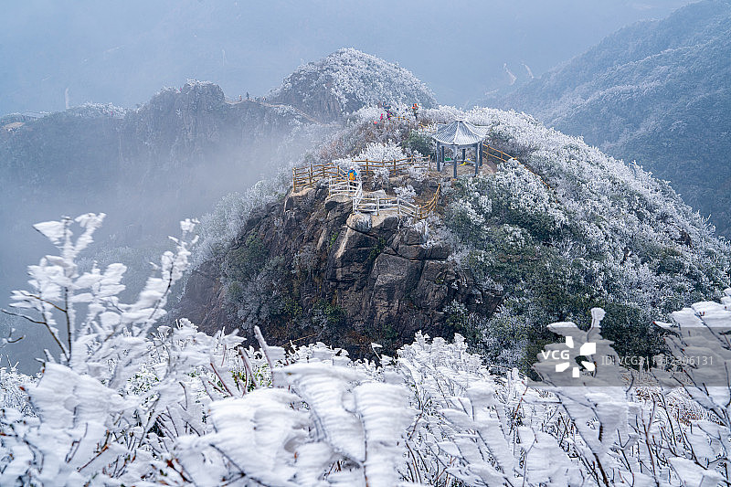 风雪金子山图片素材