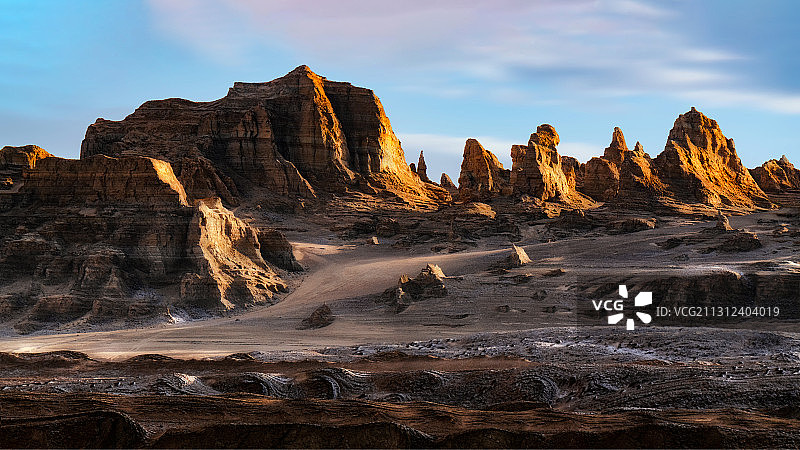 青海冷湖俄博梁，地球上最像火星地貌的地方图片素材