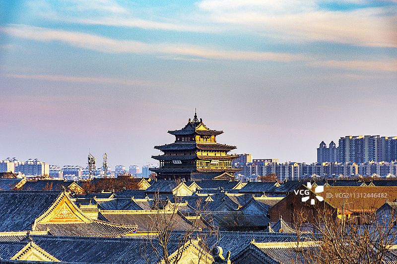 冬日暖阳下的古城--聊城图片素材