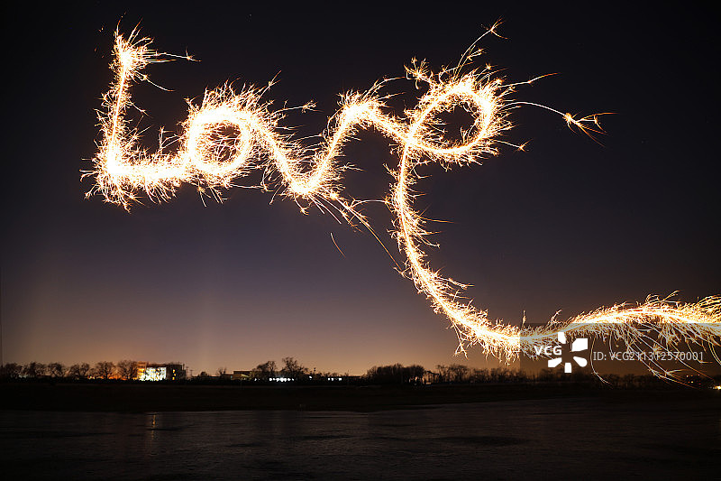 烟花光绘,浪漫情人节图片素材