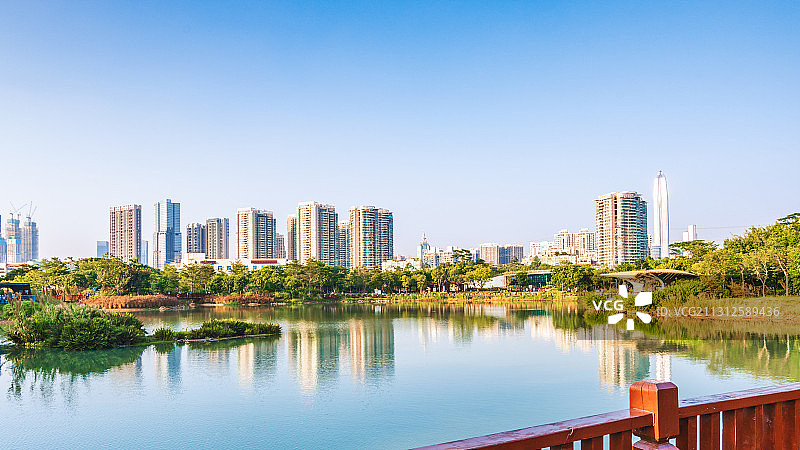 广东省深圳市福田区生态红树林公园黄昏风光图片素材