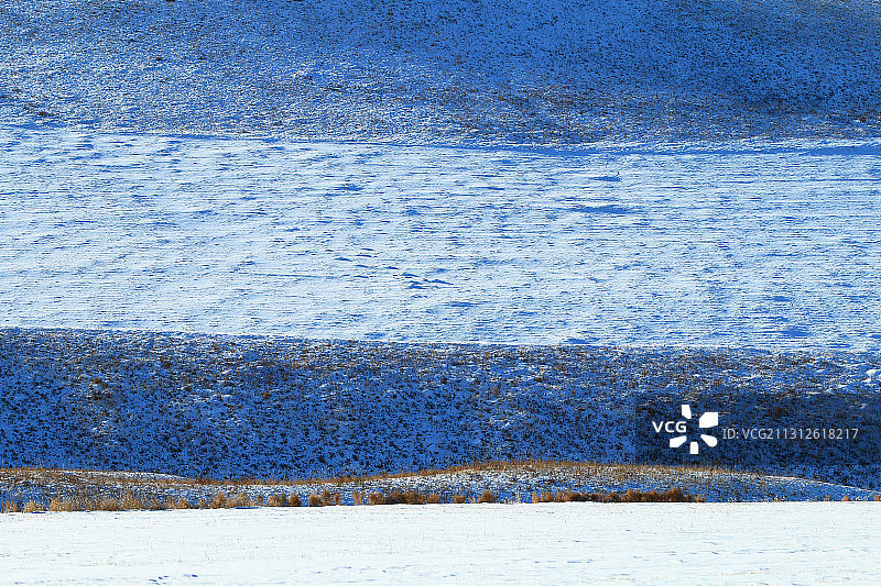 呼伦贝尔冬季雪原图片素材