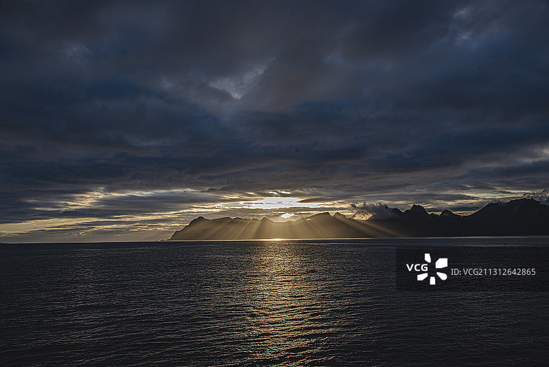 holy light图片素材