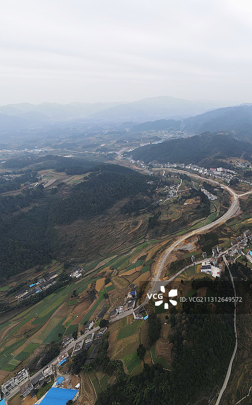 贵州遵义“组组通”硬化路图片素材